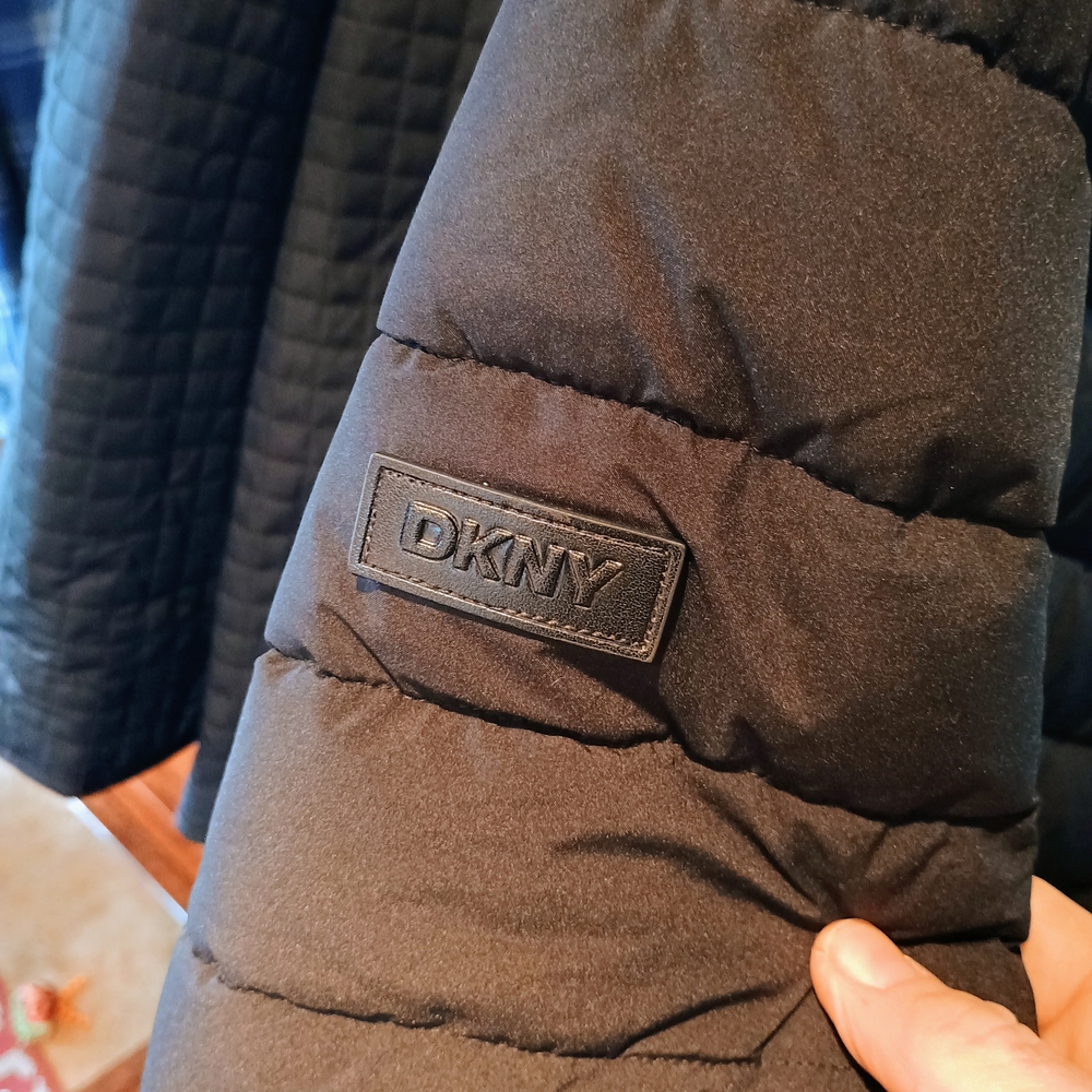 DKNY Women's Black Quilted Hooded Long Puffer Coat - Picture 4 of 5